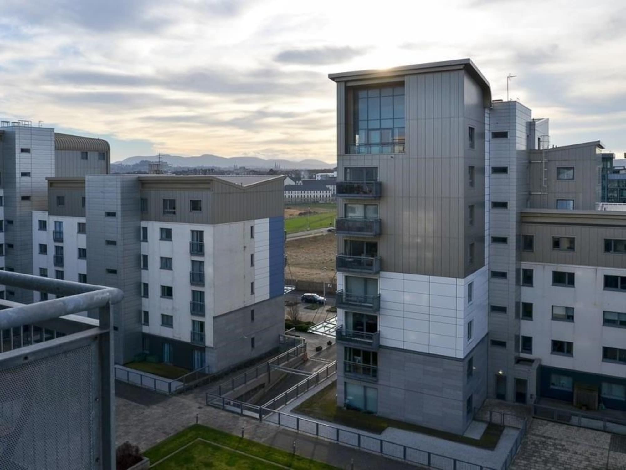 Grand Harbour Apartments Edimburgo Exterior foto